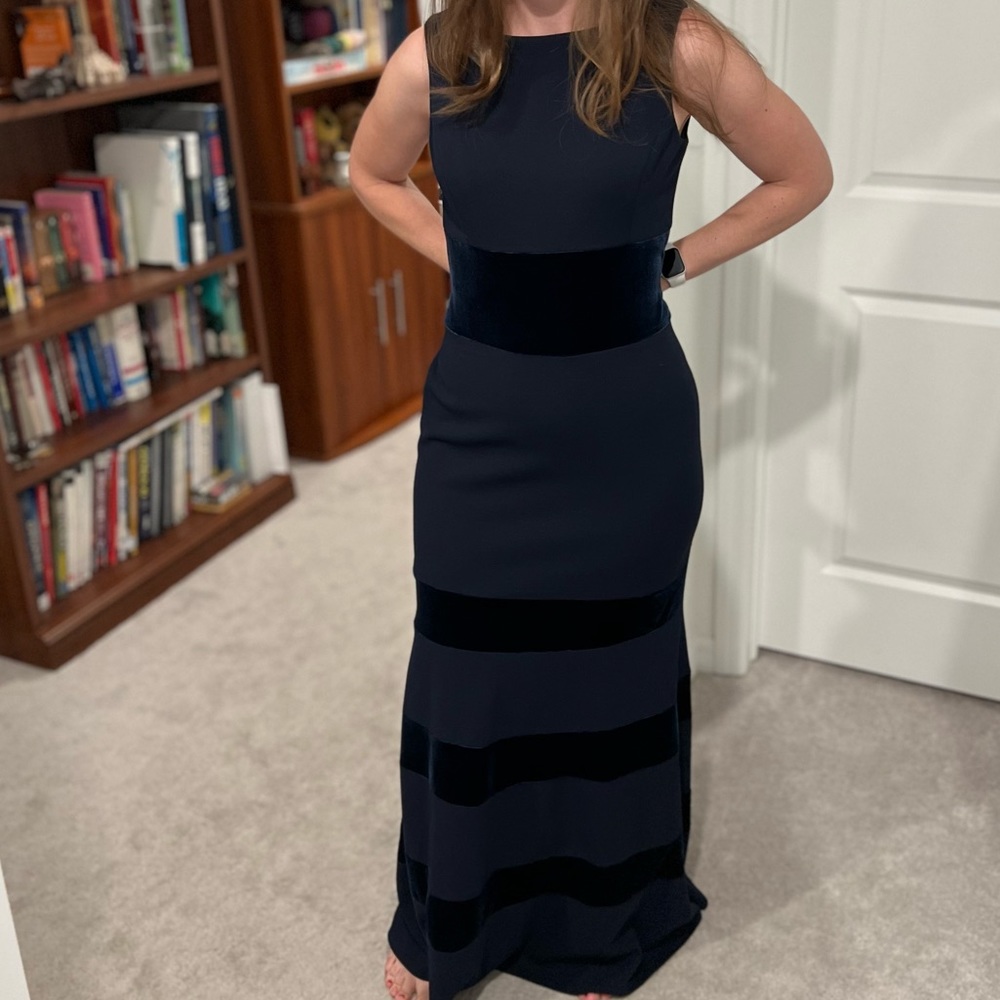 Vince Camuto velvet and scuba mermaid gown - blue - Picture 2 of 5